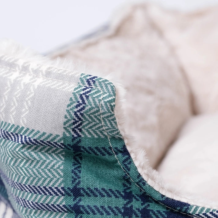 Tartan Dog Bed | Emerald Isles - Dukefords